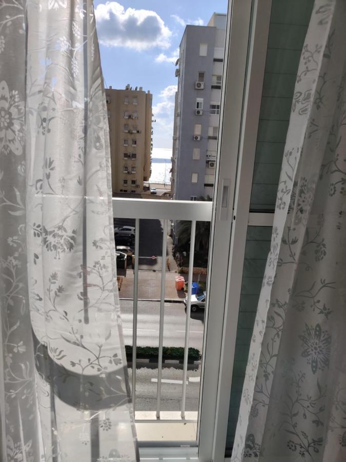 Migdal Luxury Suites Netanya J29 Exterior foto